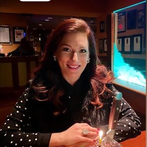 Meet your Posher, Natasha